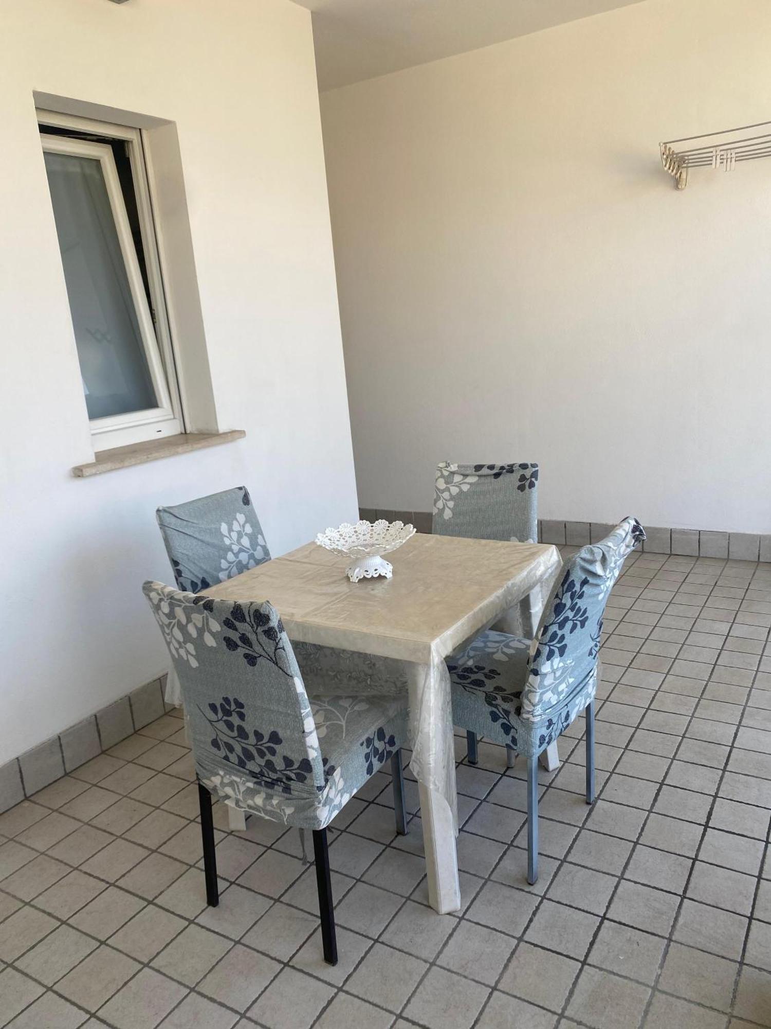 Domusbea Apartment Фиумичино Екстериор снимка
