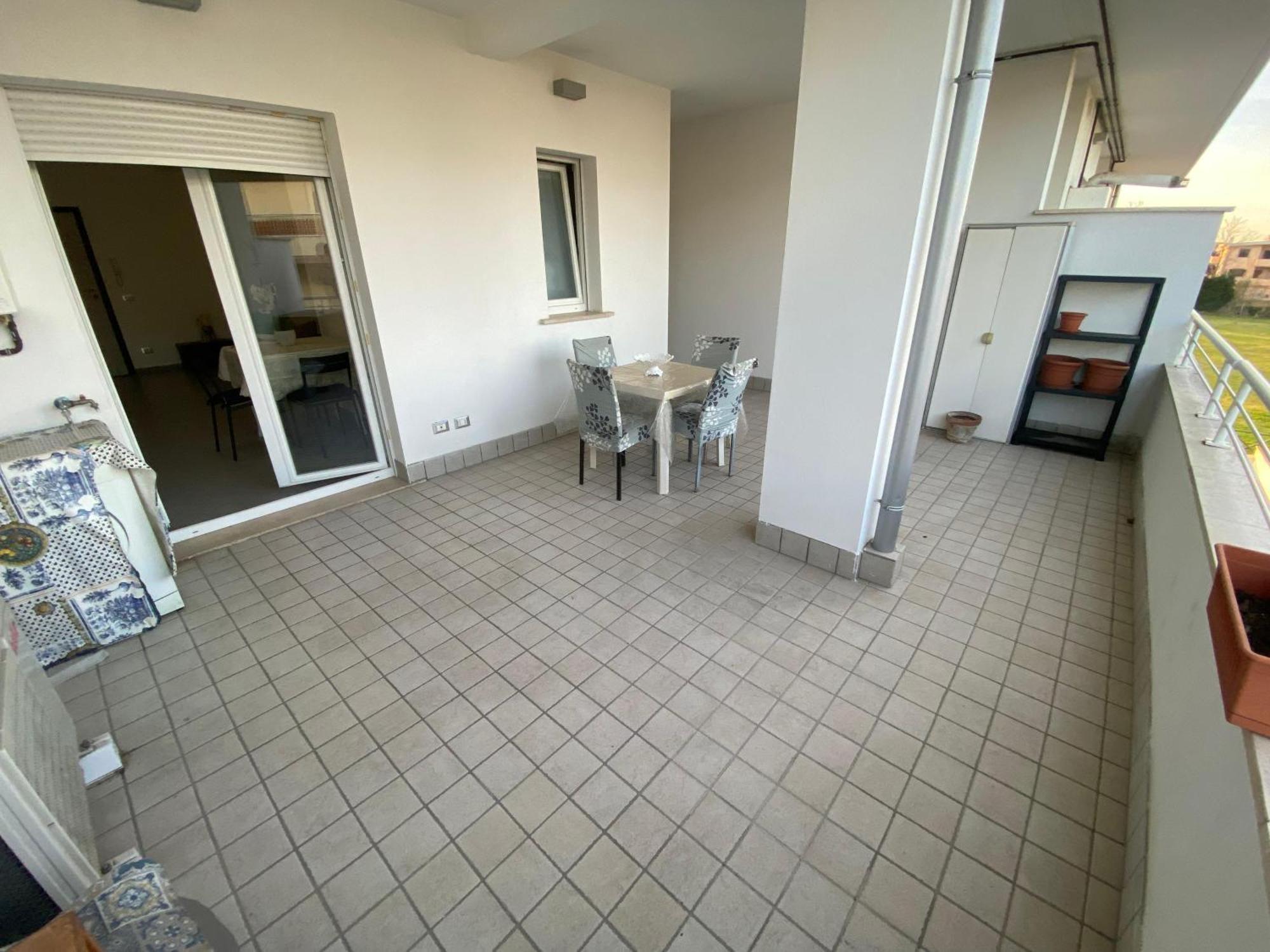 Domusbea Apartment Фиумичино Екстериор снимка